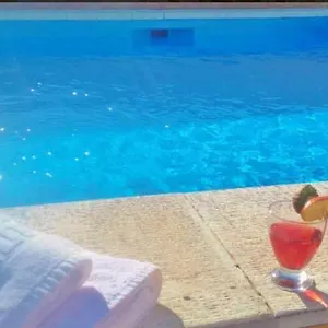 https://marali-nerja.1costadelsol.com